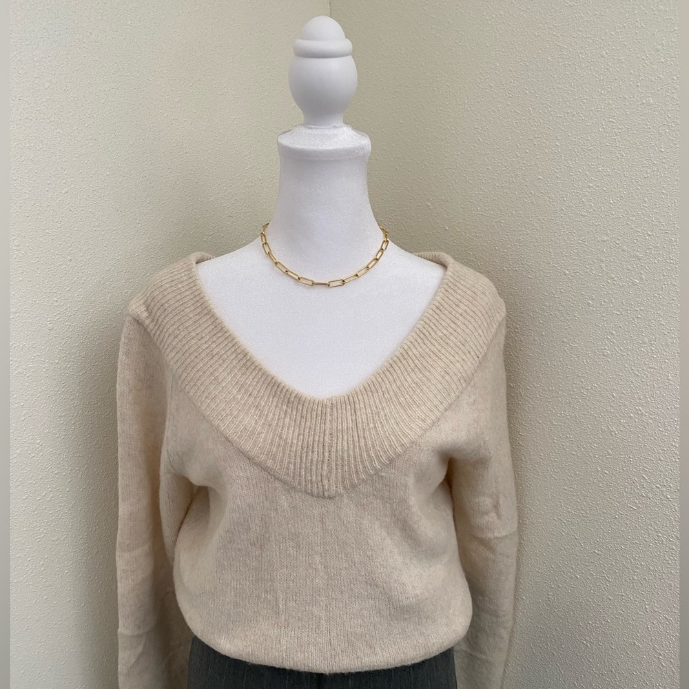 H&M Tan V-neck Sweater